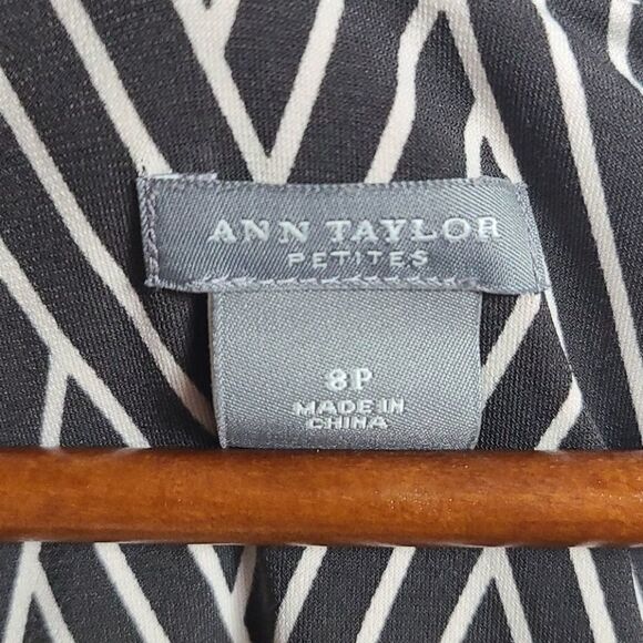 Ann Taylor Petite Brown Weave Print Jersey Dress Knot Keyhole Cap Sleeve 8P - Picture 5 of 10
